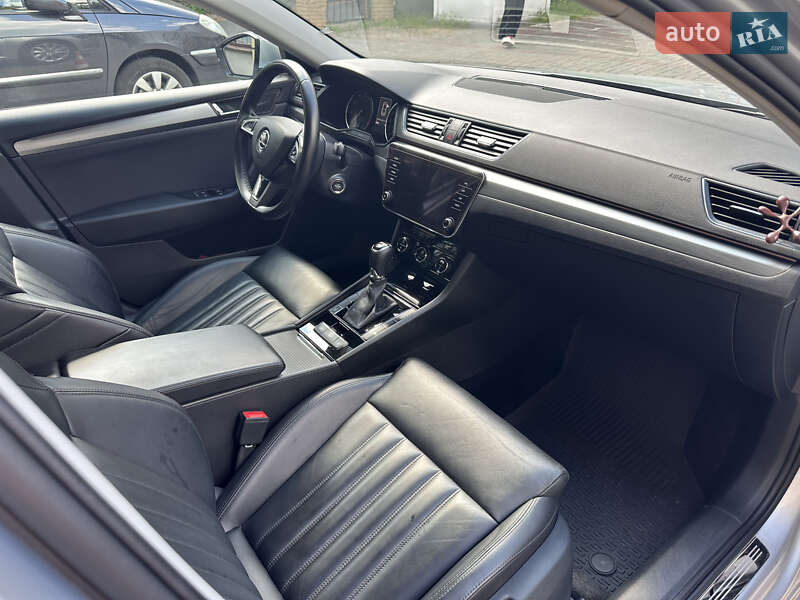 Лифтбек Skoda Superb 2018 в Киеве