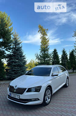 Универсал Skoda Superb 2017 в Львове