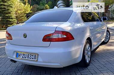 Ліфтбек Skoda Superb 2012 в Дрогобичі