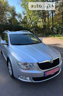 Універсал Skoda Superb 2012 в Броварах