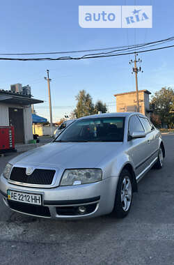 Лифтбек Skoda Superb 2004 в Царичанке