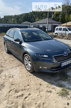 Универсал Skoda Superb 2016 в Луцке