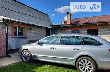 Універсал Skoda Superb 2011 в Луцьку