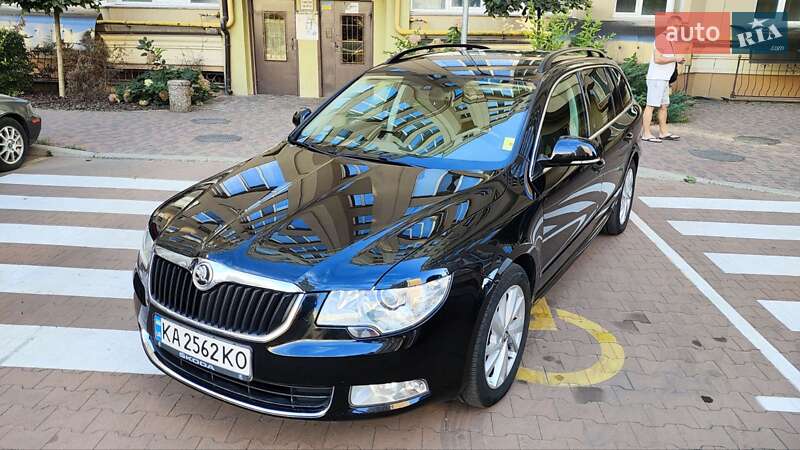 Універсал Skoda Superb 2013 в Києві