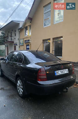 Лифтбек Skoda Superb 2005 в Николаеве