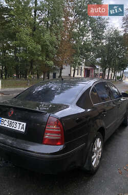 Лифтбек Skoda Superb 2005 в Николаеве