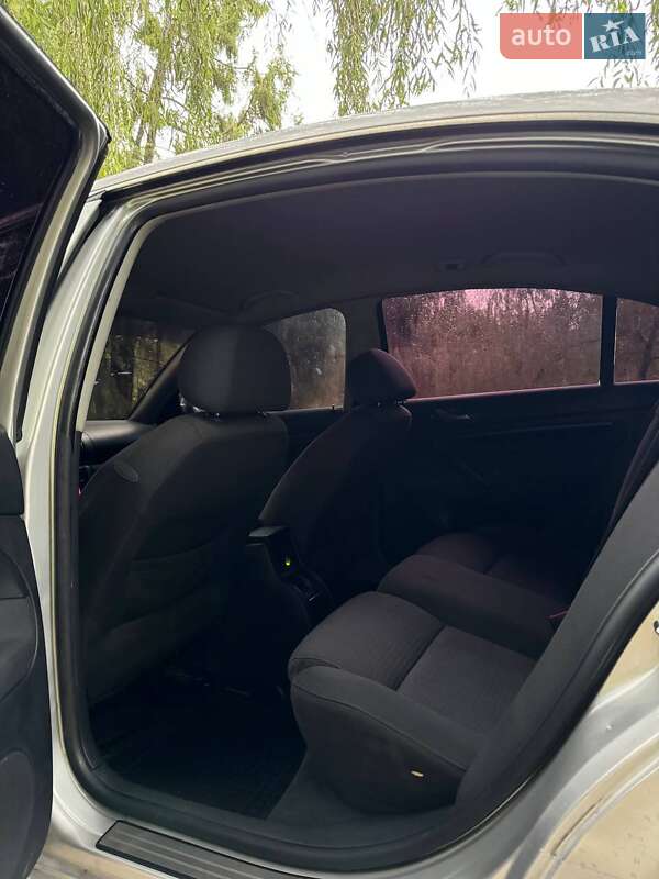 Ліфтбек Skoda Superb 2007 в Рівному