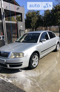 Лифтбек Skoda Superb 2002 в Ужгороде