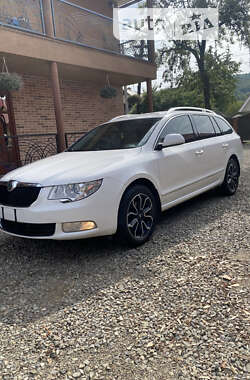 Універсал Skoda Superb 2012 в Тячеві