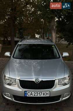 Универсал Skoda Superb 2012 в 