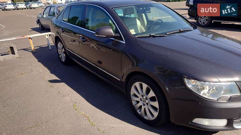 Ліфтбек Skoda Superb 2009 в Києві