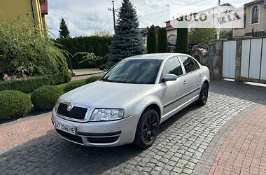 Ліфтбек Skoda Superb 2002 в Львові