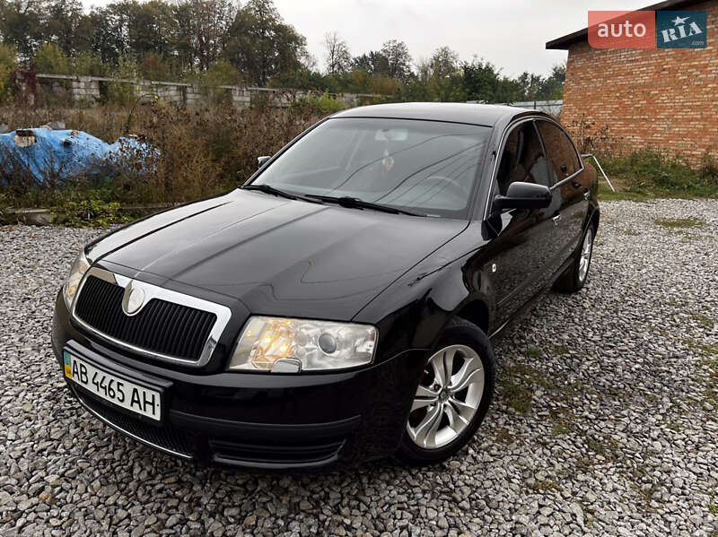 Лифтбек Skoda Superb 2006 в Виннице