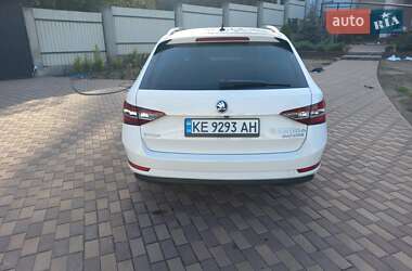 Универсал Skoda Superb 2019 в 