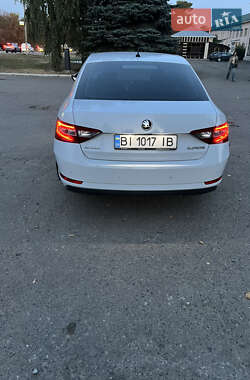 Лифтбек Skoda Superb 2017 в 