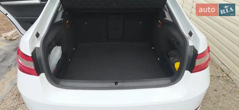 Skoda Superb 2017 VIN TMBAL4NP8JB300108 фото оголошення 3 з 53