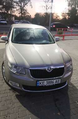 Лифтбек Skoda Superb 2009 в Новомосковске