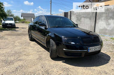 Лифтбек Skoda Superb 2002 в Виноградове