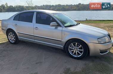 Ліфтбек Skoda Superb 2002 в Валках