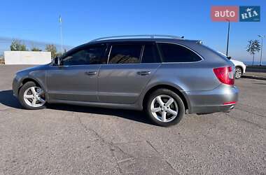 Универсал Skoda Superb 2010 в 