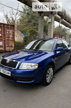 Лифтбек Skoda Superb 2002 в Киеве