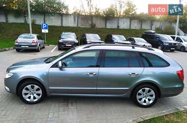 Универсал Skoda Superb 2011 в 