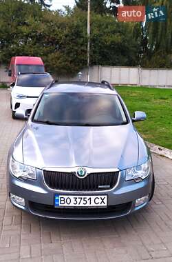 Skoda Superb 2011 Skoda Superb 2011