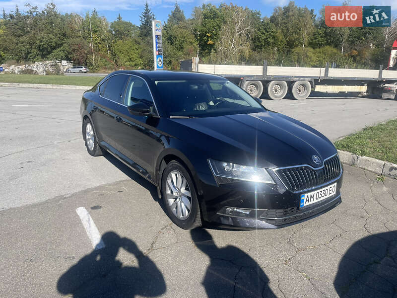 Ліфтбек Skoda Superb 2017 в Житомирі