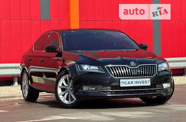 Лифтбек Skoda Superb 2017 в Киеве