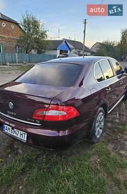 Універсал Skoda Superb 2012 в 