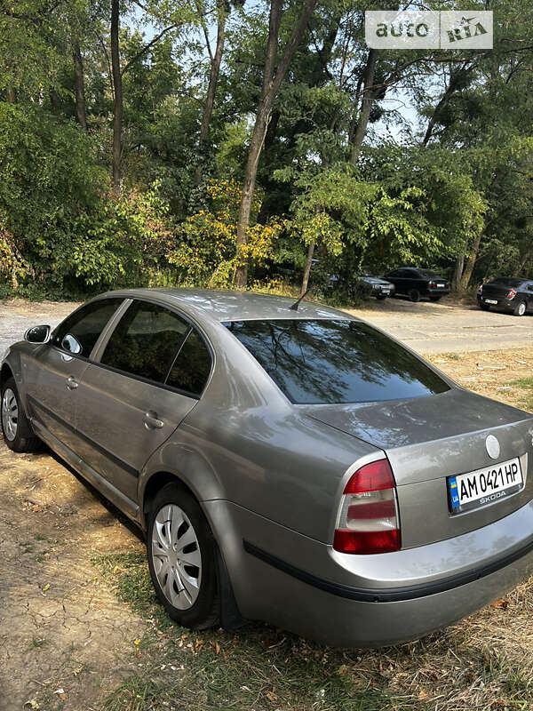 Лифтбек Skoda Superb 2007 в Киеве