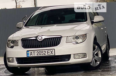 Универсал Skoda Superb 2011 в Дрогобыче