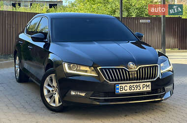 Ліфтбек Skoda Superb 2017 в Дрогобичі