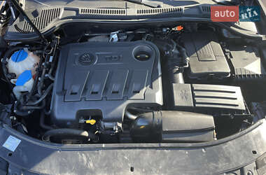 Лифтбек Skoda Superb 2014 в 