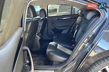 Лифтбек Skoda Superb 2016 в 
