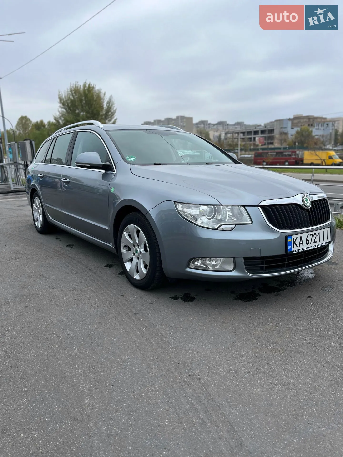 2011 Skoda Superb - мініатюра 4