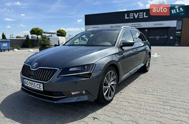 Универсал Skoda Superb 2017 в Хусте