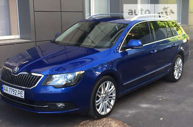 Универсал Skoda Superb 2013 в Киеве