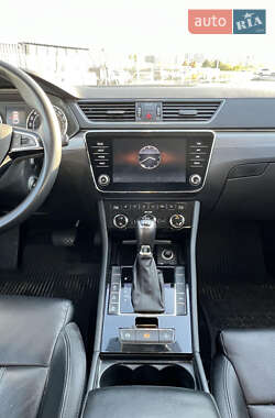 Универсал Skoda Superb 2017 в 