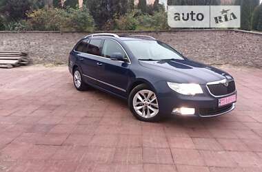 Универсал Skoda Superb 2010 в Ровно