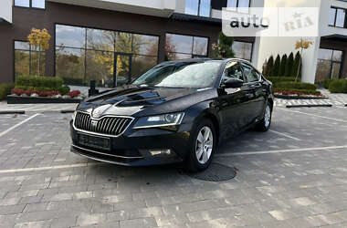 Ліфтбек Skoda Superb 2018 в Ужгороді