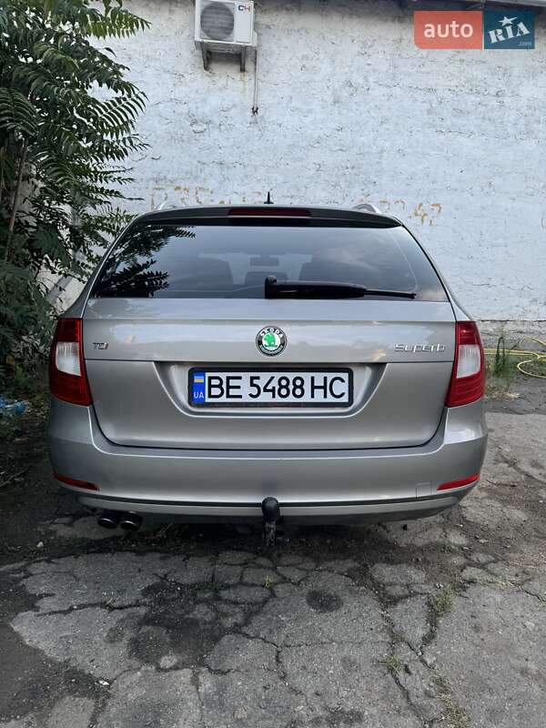 Универсал Skoda Superb 2010 в Николаеве