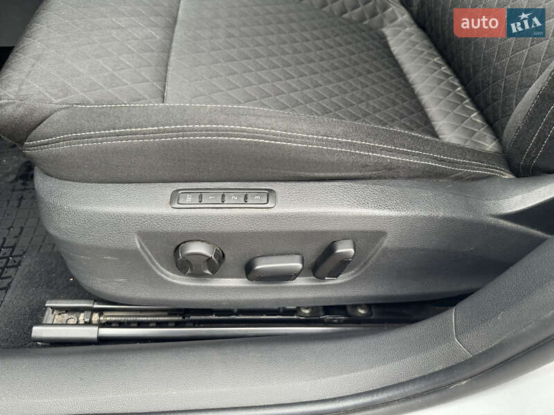 Лифтбек Skoda Superb 2017 в Хусте