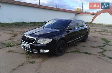 Ліфтбек Skoda Superb 2010 в Смілі