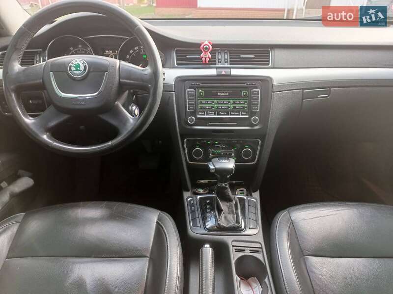 Лифтбек Skoda Superb 2010 в Смеле