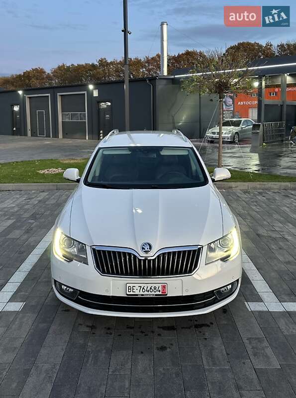 Универсал Skoda Superb 2014 в Луцке