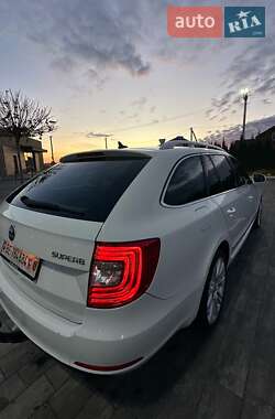 Универсал Skoda Superb 2014 в Луцке