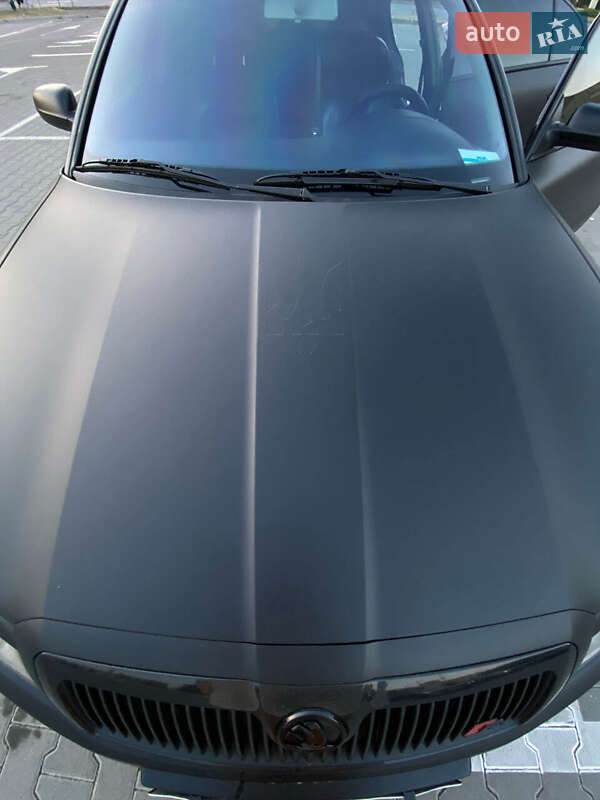 Лифтбек Skoda Superb 2005 в Киеве