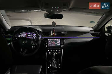 Универсал Skoda Superb 2019 в 