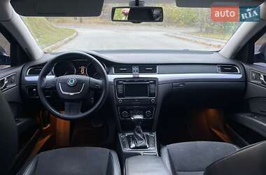 Универсал Skoda Superb 2011 в Киеве